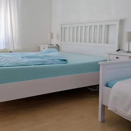 Ferienhaeuschen Mit Hof In