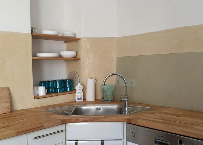 Dom wakacyjny Ferienhaeuschen Mit Hof In *